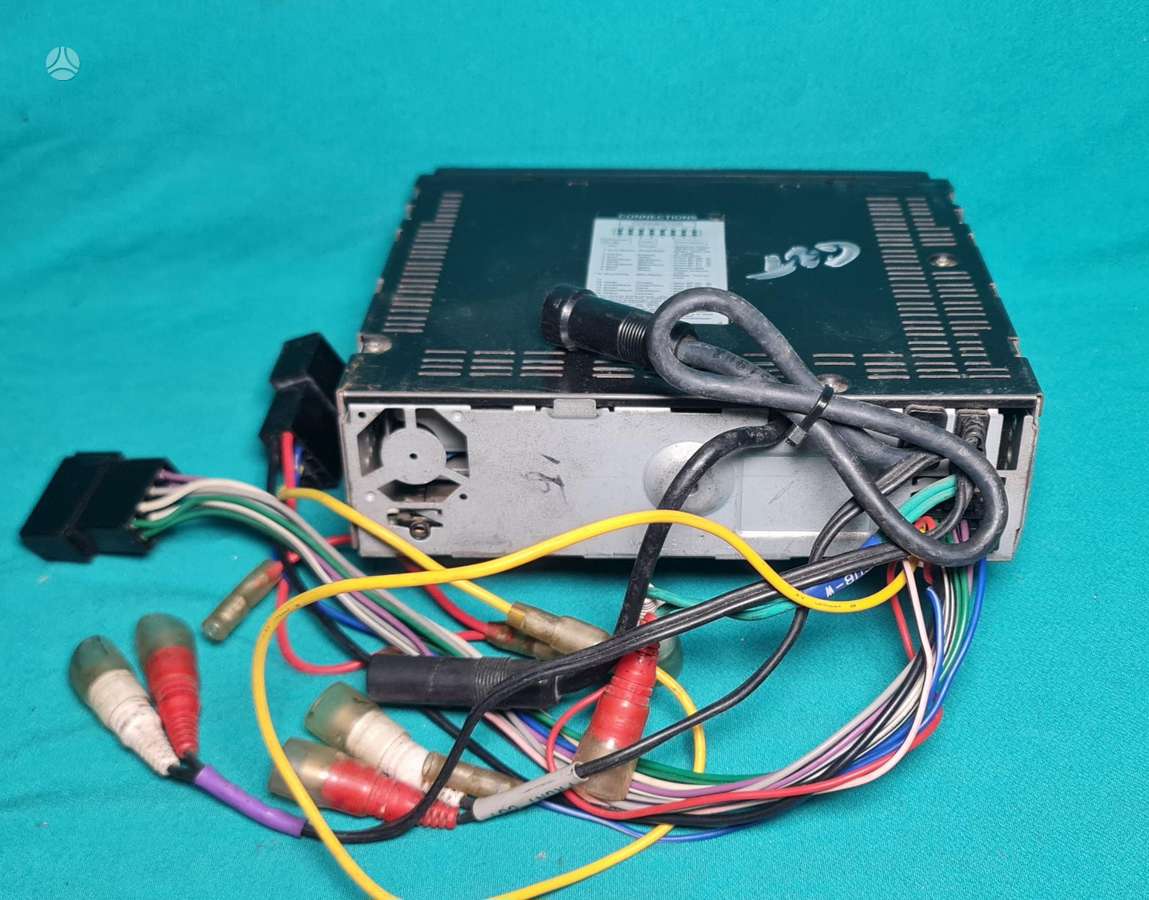 Alpine CDA-7893R, сd-проигрыватели