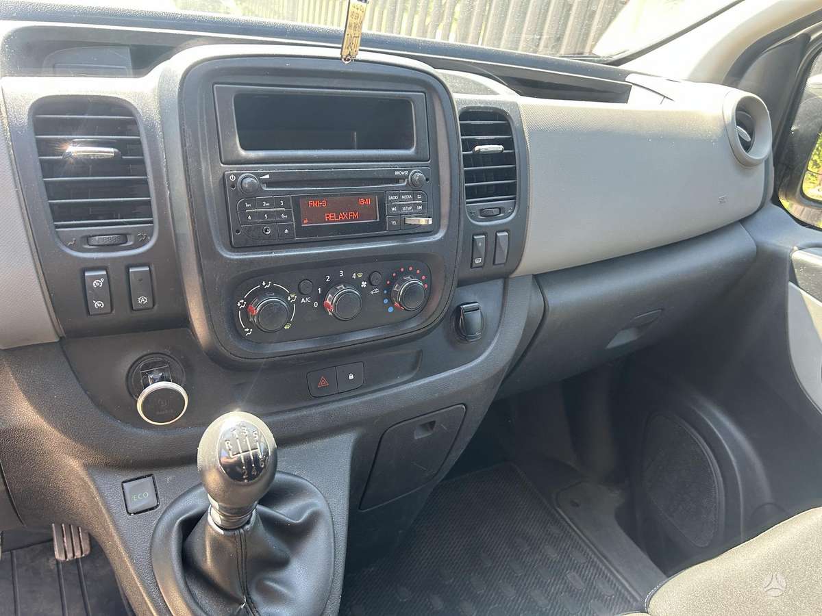 Renault Trafic, 1.6 l., Минивэн