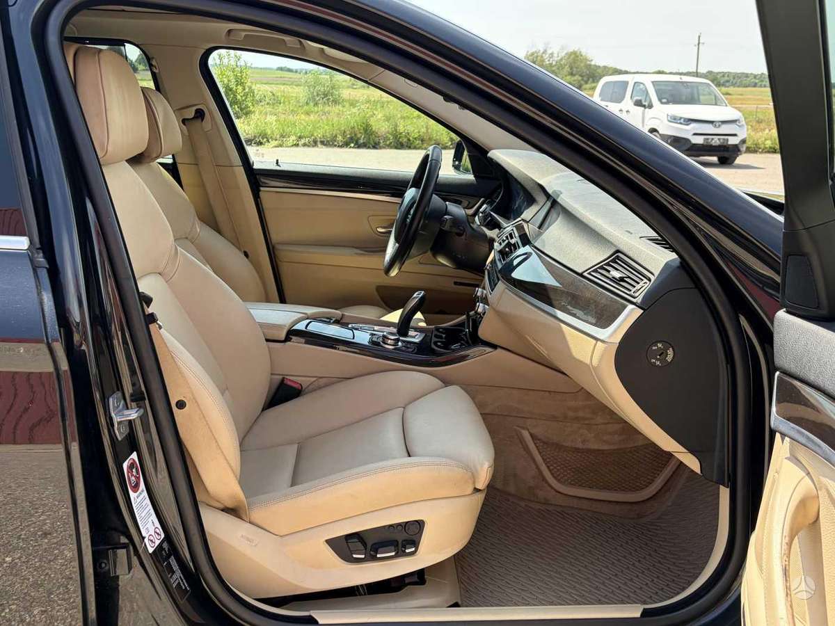 BMW 525, 2.0 l., Универсал