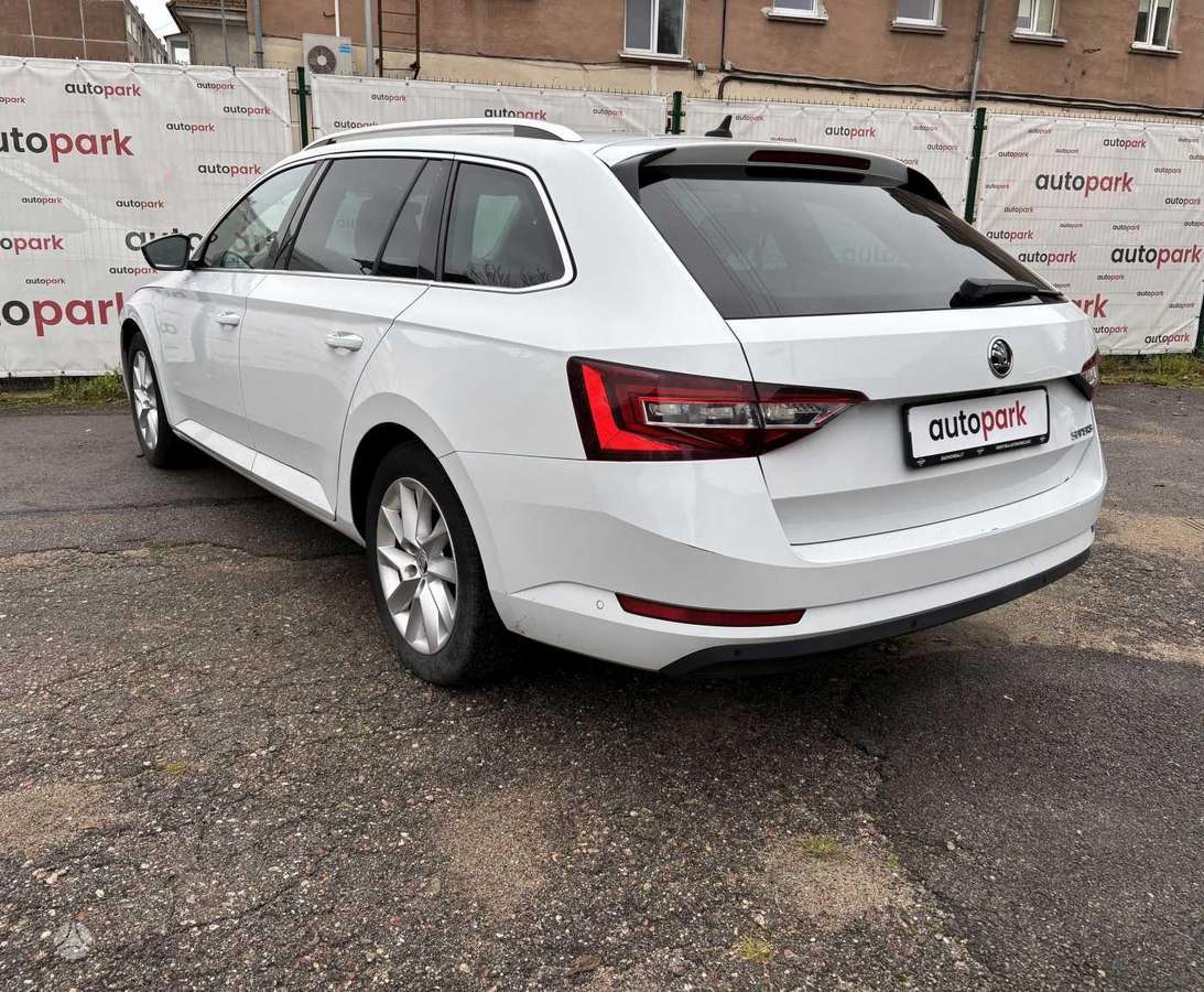 Skoda Superb, 1.6 l., Универсал