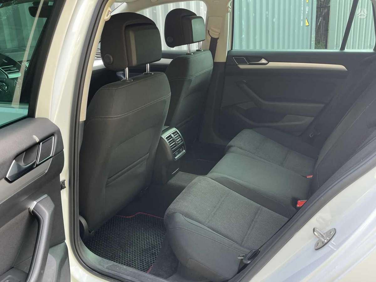 Volkswagen Passat, 1.4 l., Универсал
