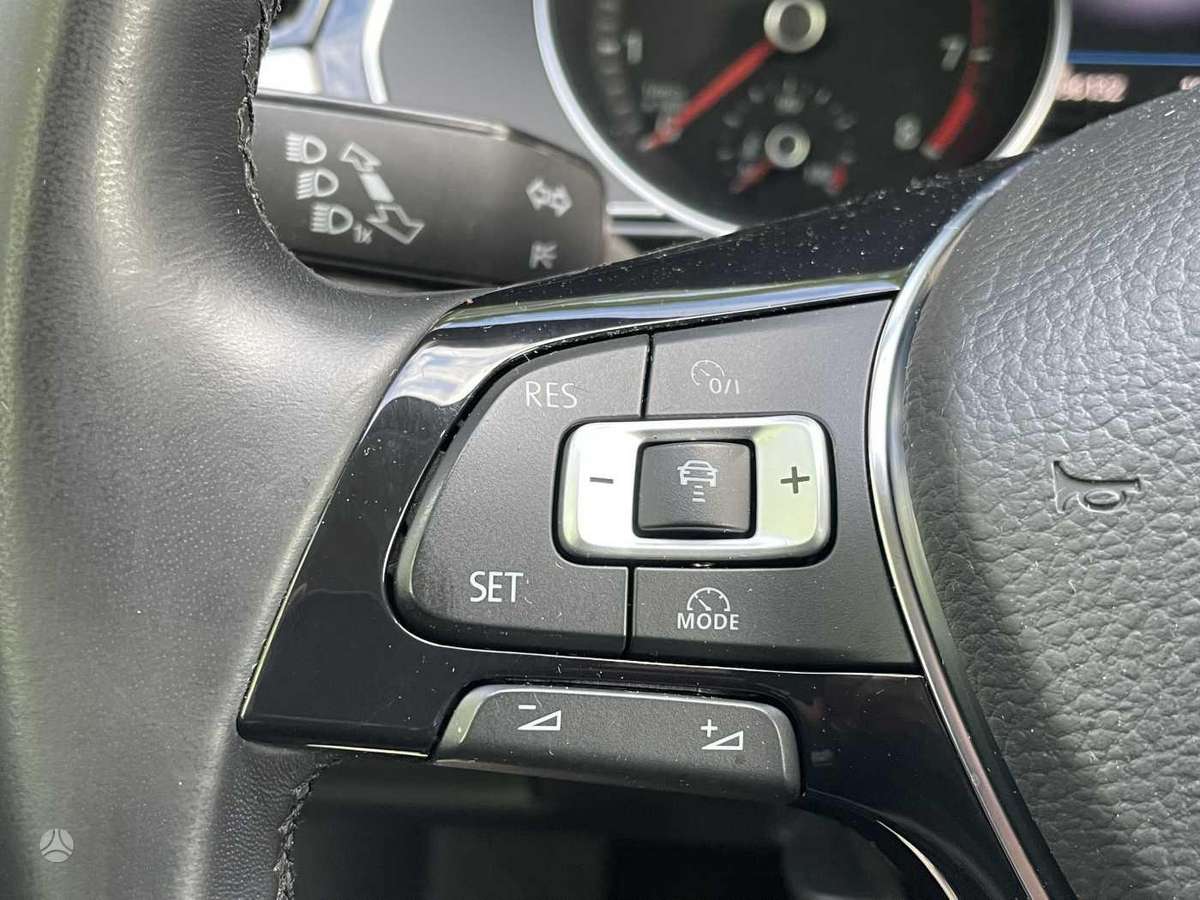 Volkswagen Passat, 1.4 l., Универсал