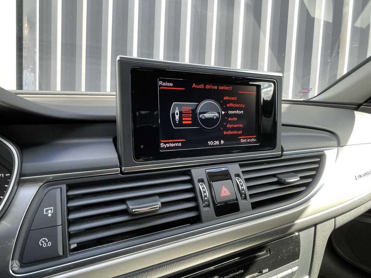 Audi A6 allroad, 3.0 l., Универсал