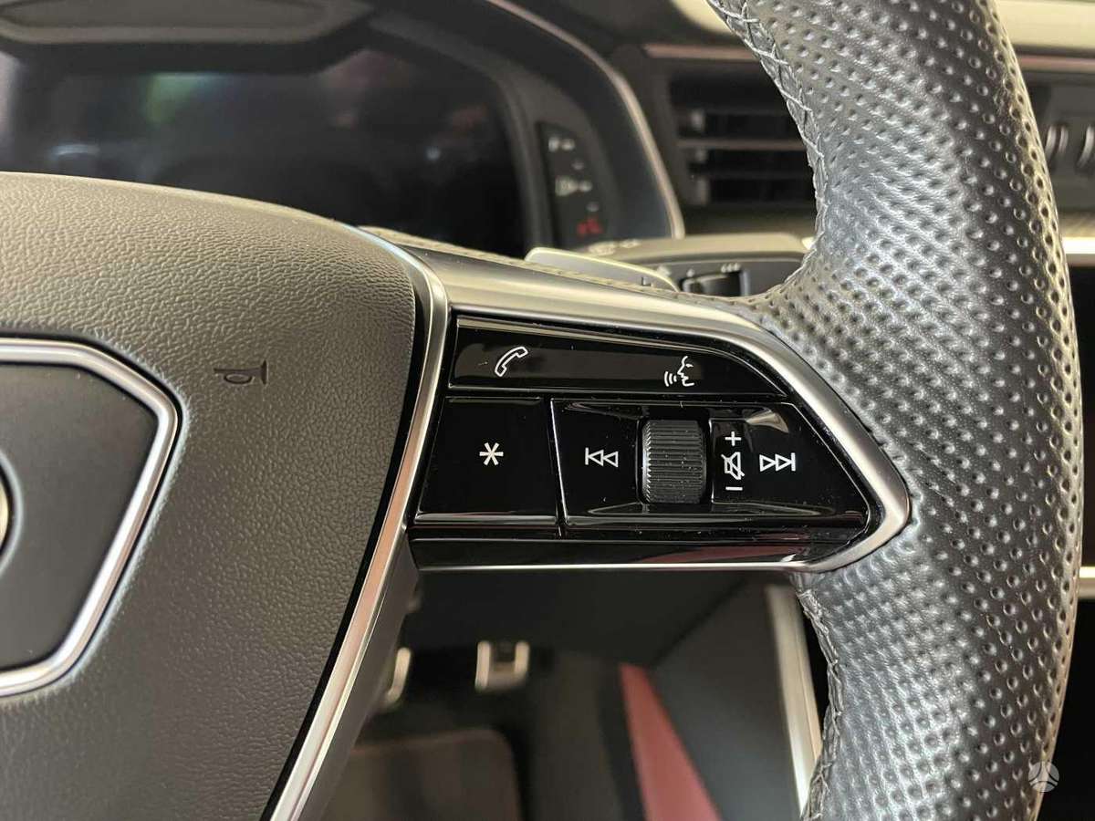 Audi S7, 2.9 l., Седан