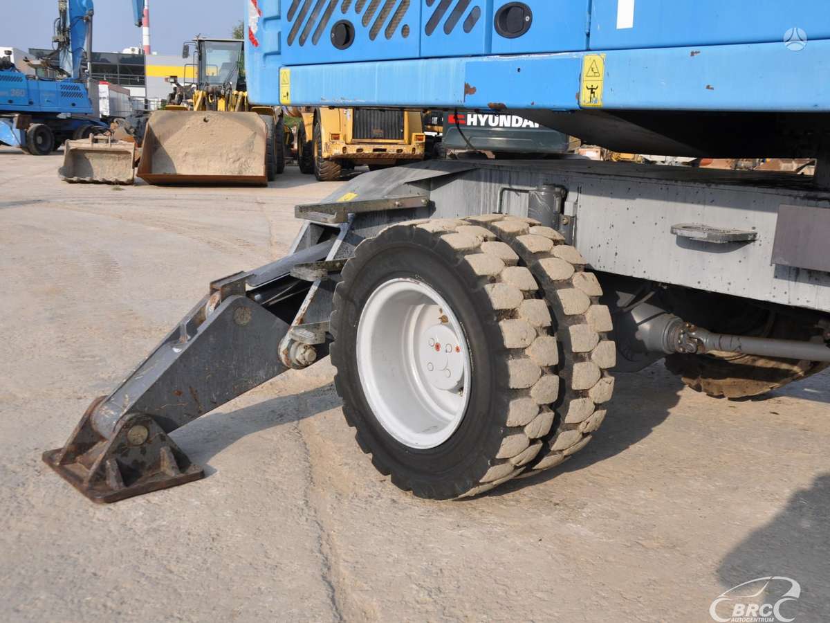 Fuchs MHL 360 E, ekskavatori