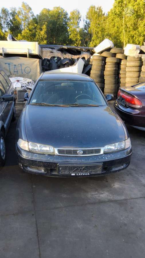 Mazda 626, 2.0 l., Хэтчбек