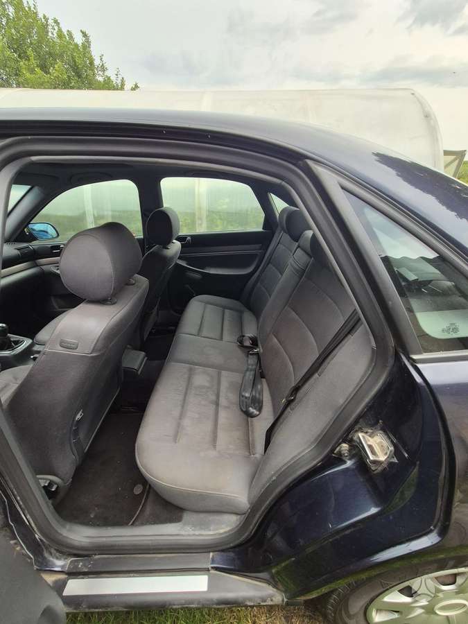 Audi A4, 1.6 l., Седан