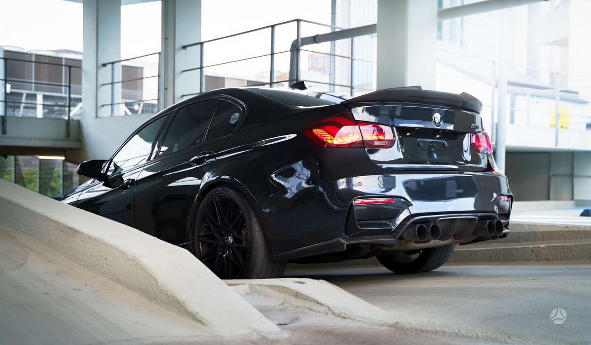 BMW M3, 3.0 l., Седан