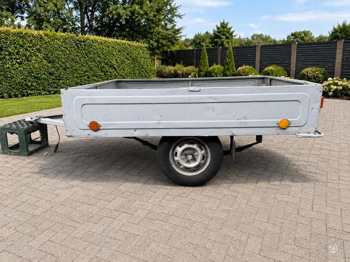 -Kita-, passenger car trailers