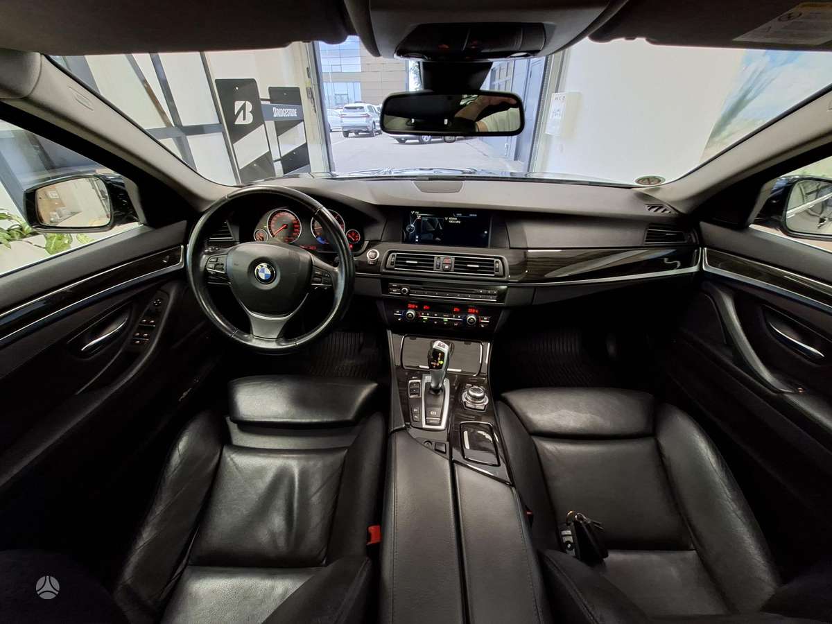 BMW 530, 3.0 l., wagon