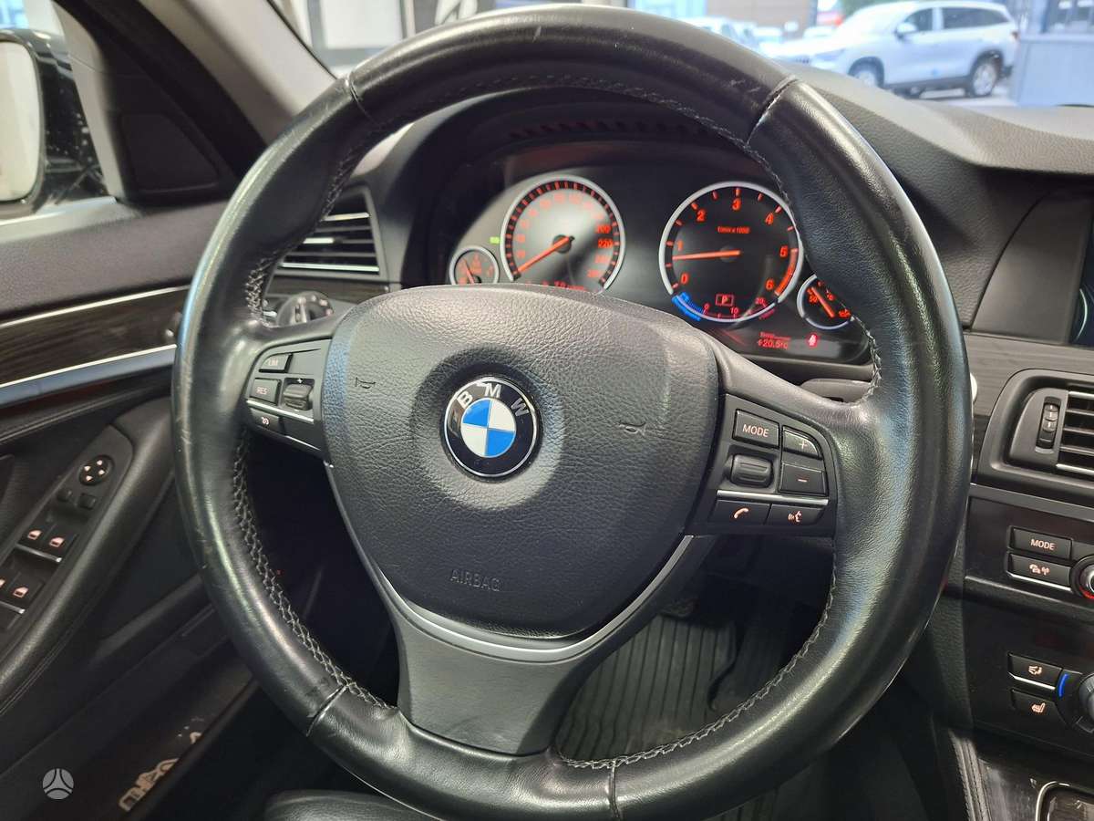 BMW 530, 3.0 l., wagon