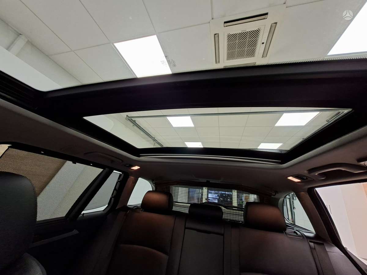 BMW 530, 3.0 l., wagon