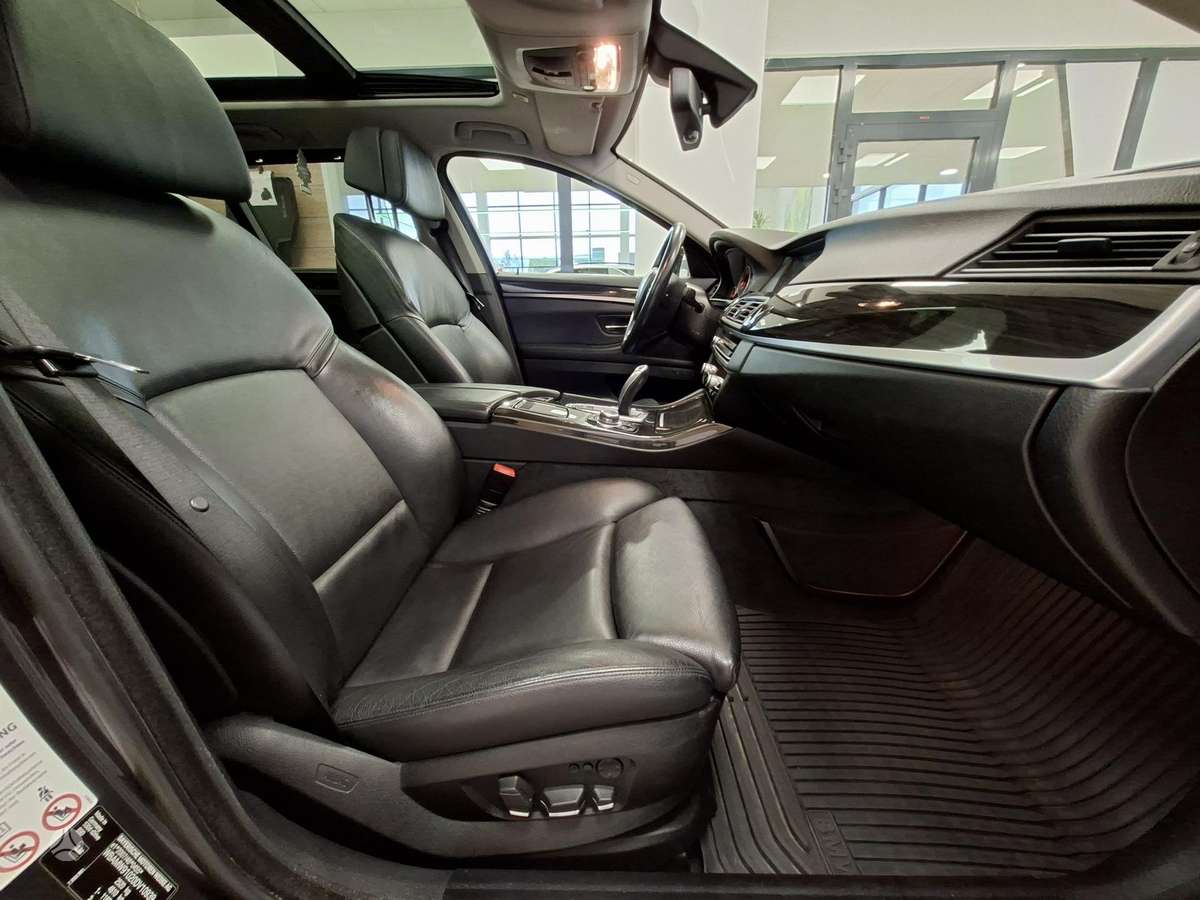 BMW 530, 3.0 l., wagon