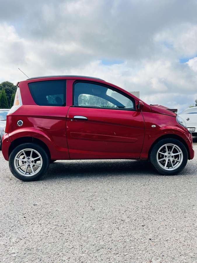 Microcar Mgo, 0.5 l., hatchback