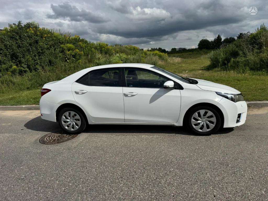 Toyota Corolla - 3