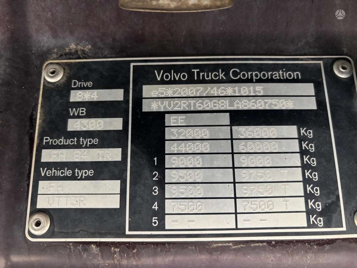 Volvo FH540, шасси
