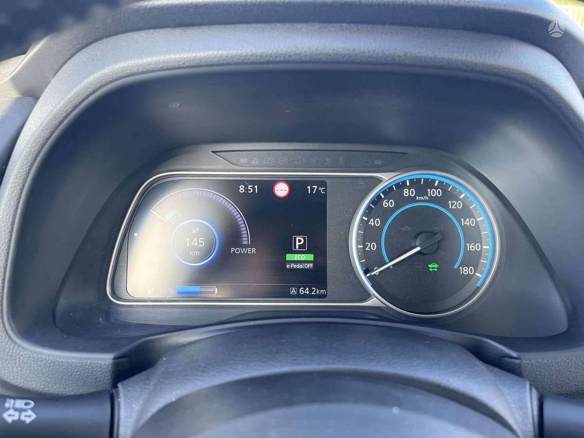 Nissan Leaf, sedanas