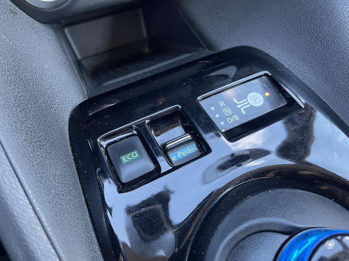 Nissan Leaf, sedanas