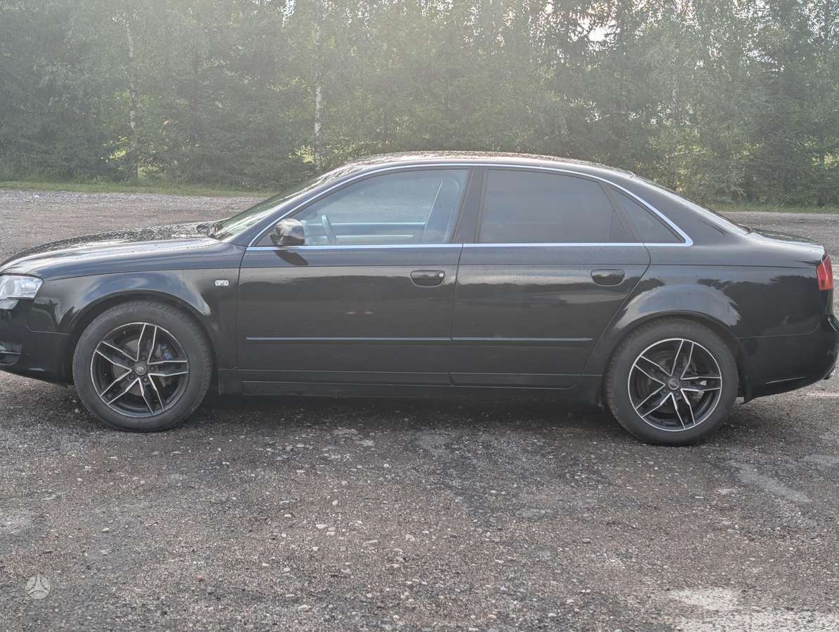 Audi A4, 2.0 l., Седан