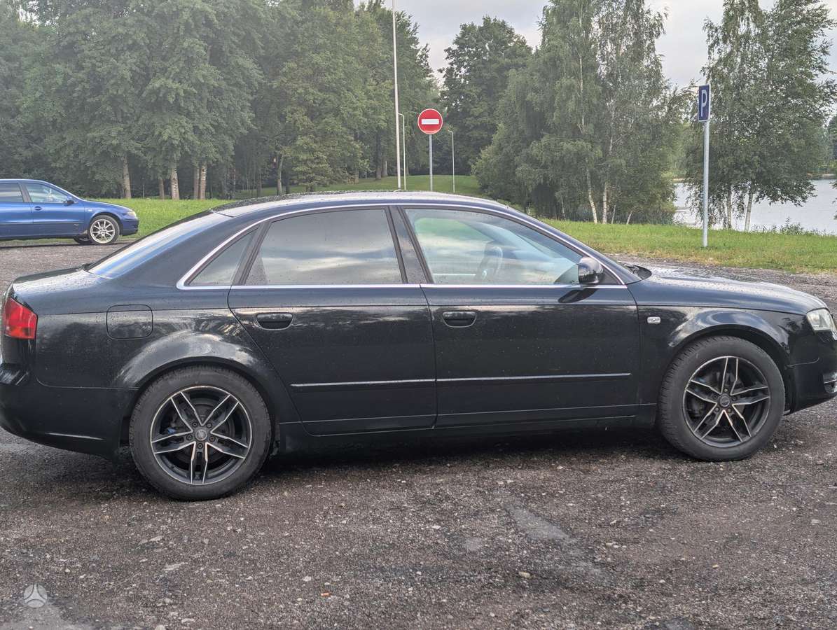 Audi A4, 2.0 l., Седан
