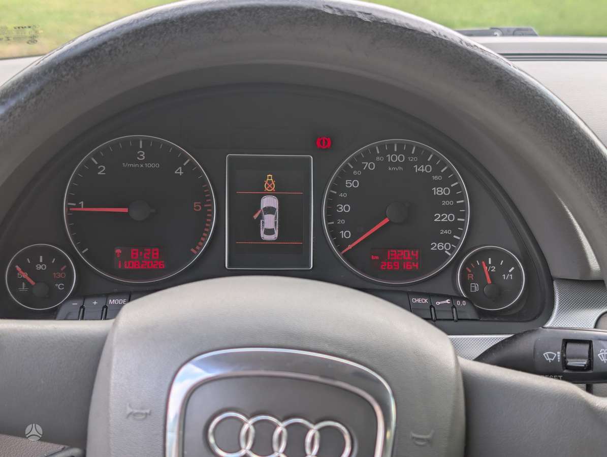 Audi A4, 2.0 l., sedanas