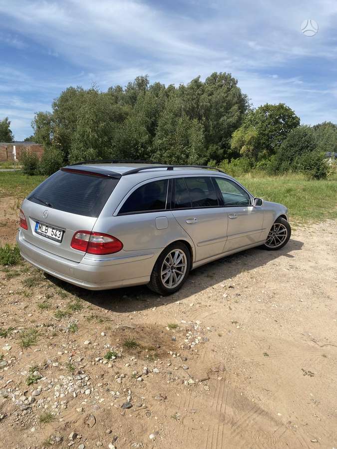 Mercedes-Benz E320, Универсал