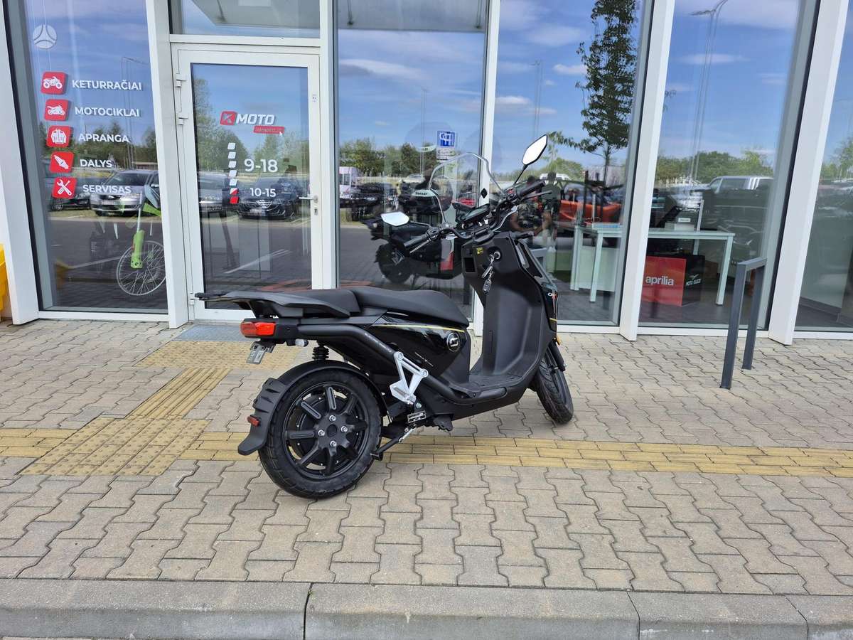Super Soco/Vmoto CPx, scooters / mopeds