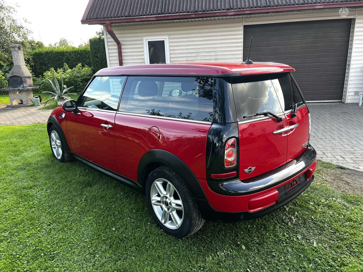 Mini Cooper, 1.6 l., hatchback
