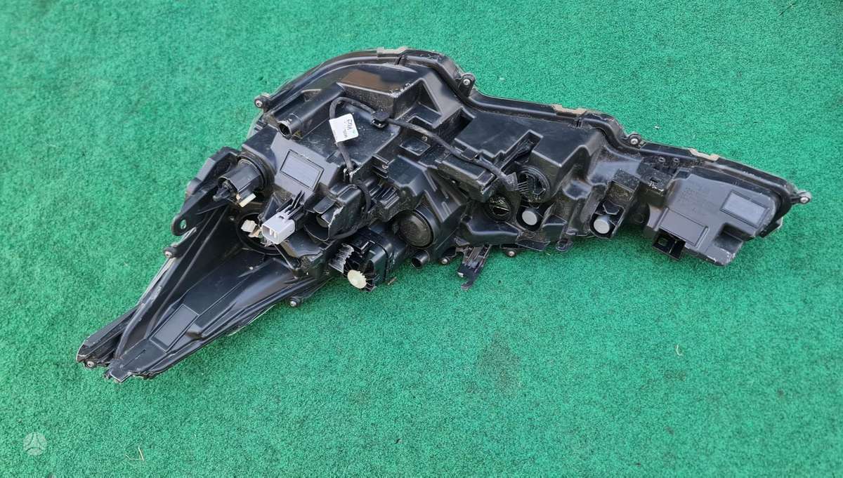 Toyota Corolla, 81110-02s70