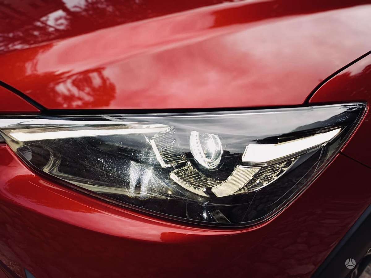 Mazda CX-3, 1.5 l., off-road / crossover