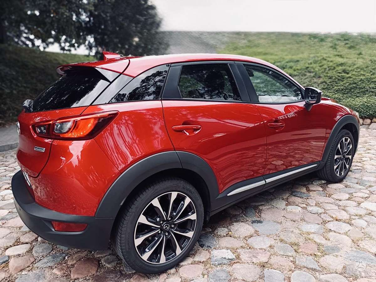 Mazda CX-3, 1.5 l., off-road / crossover
