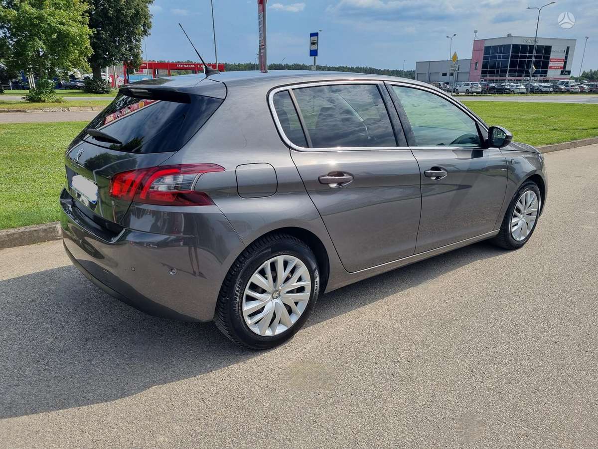 Peugeot 308 - 4