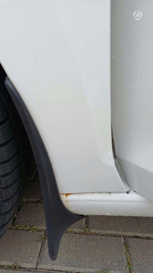 Skoda Rapid, 1.0 l., Хэтчбек