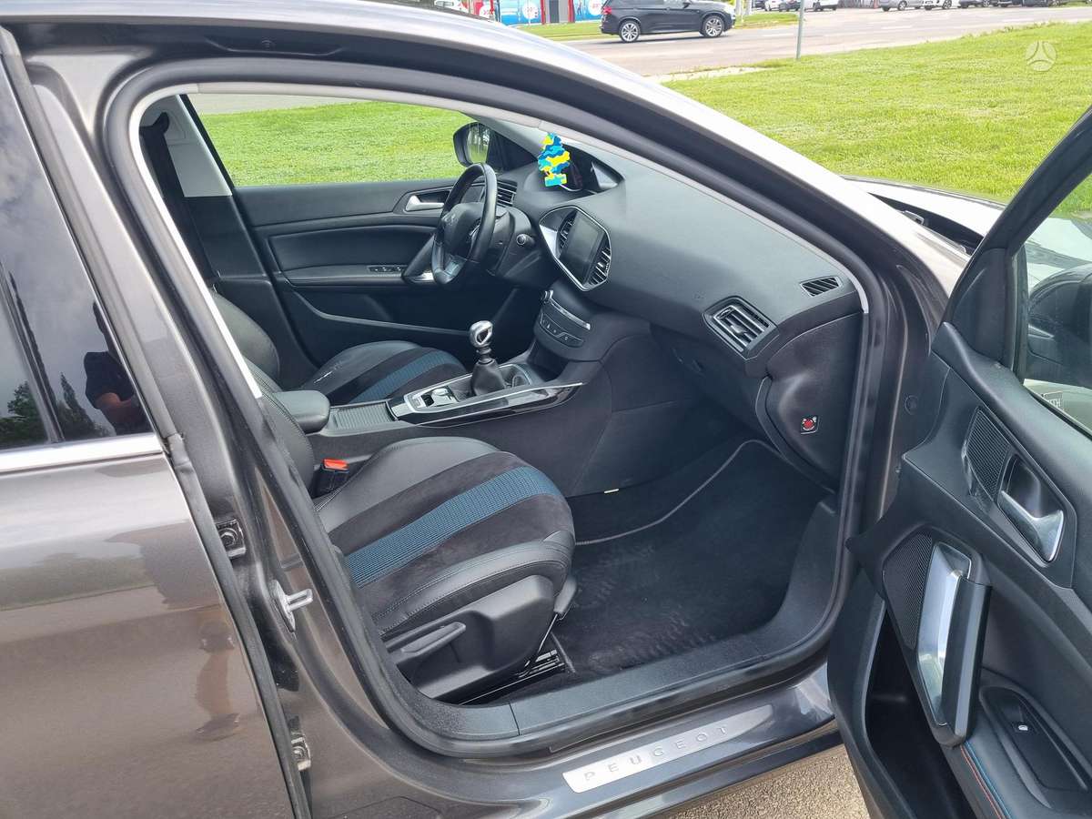 Peugeot 308 - 10