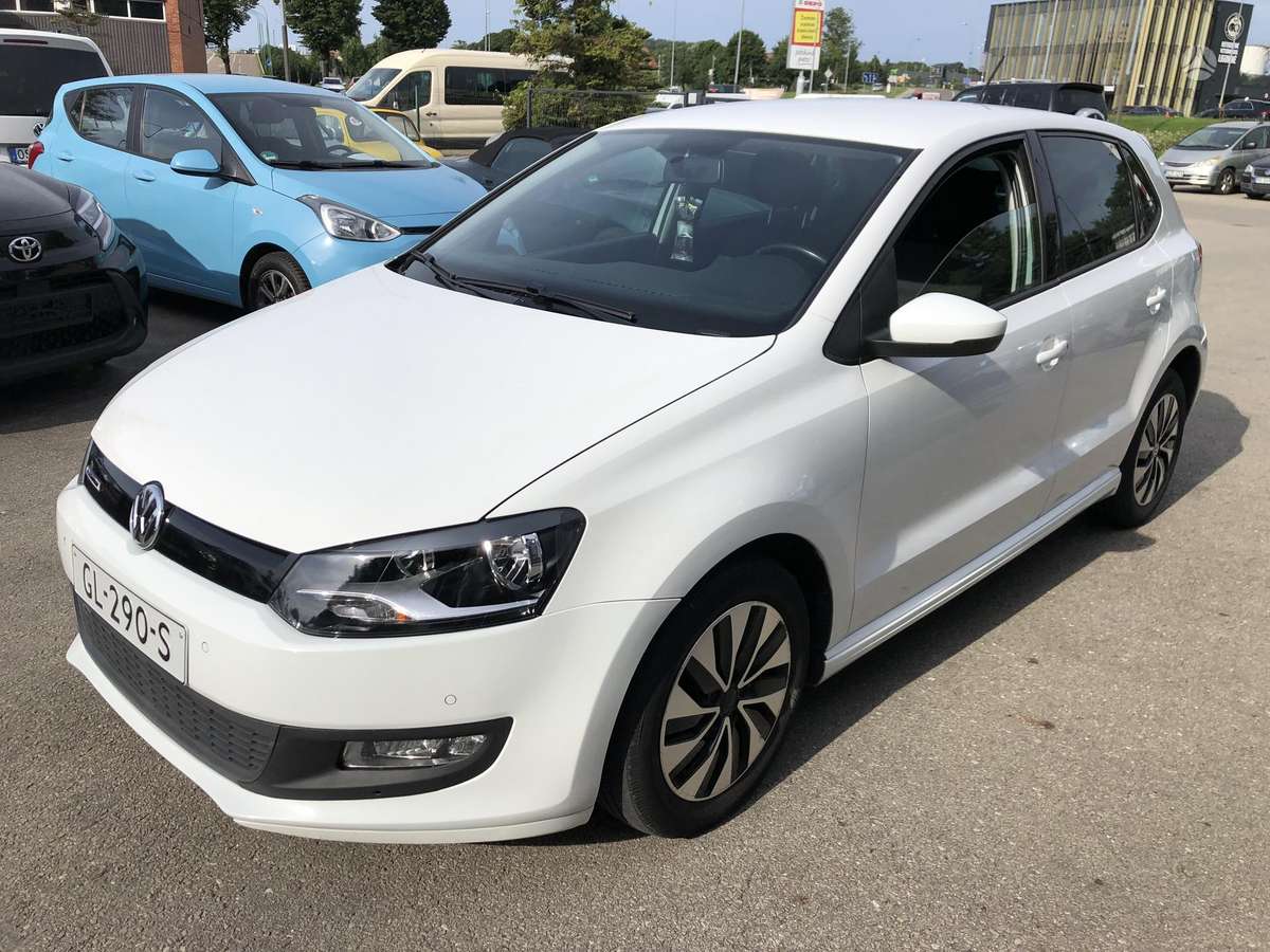Volkswagen Polo - 1