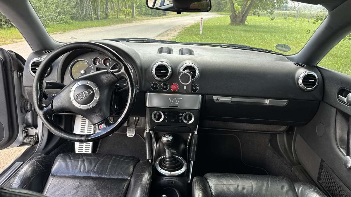Audi TT, 1.8 l., Купе (coupe)