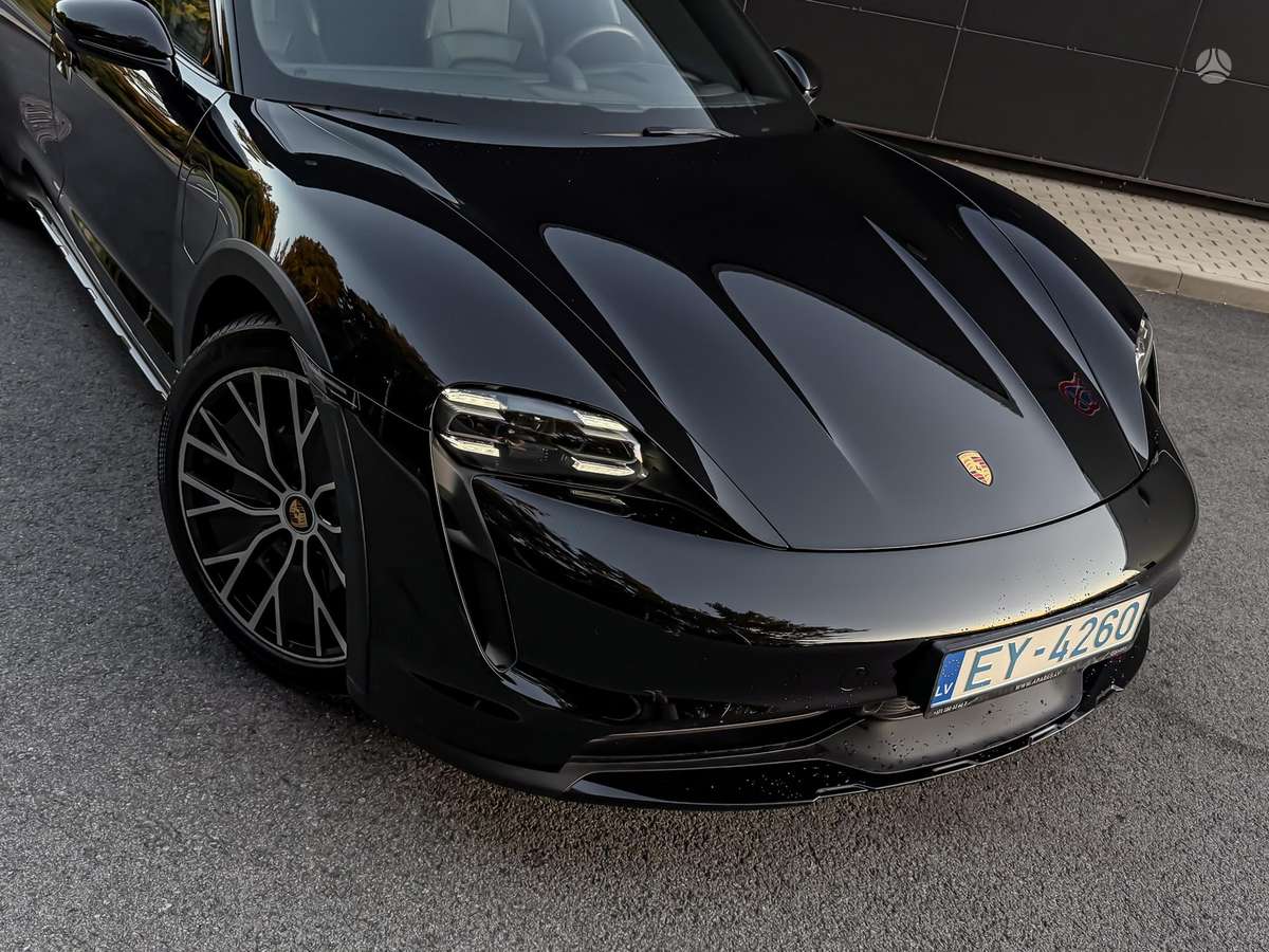 Porsche Taycan - 2
