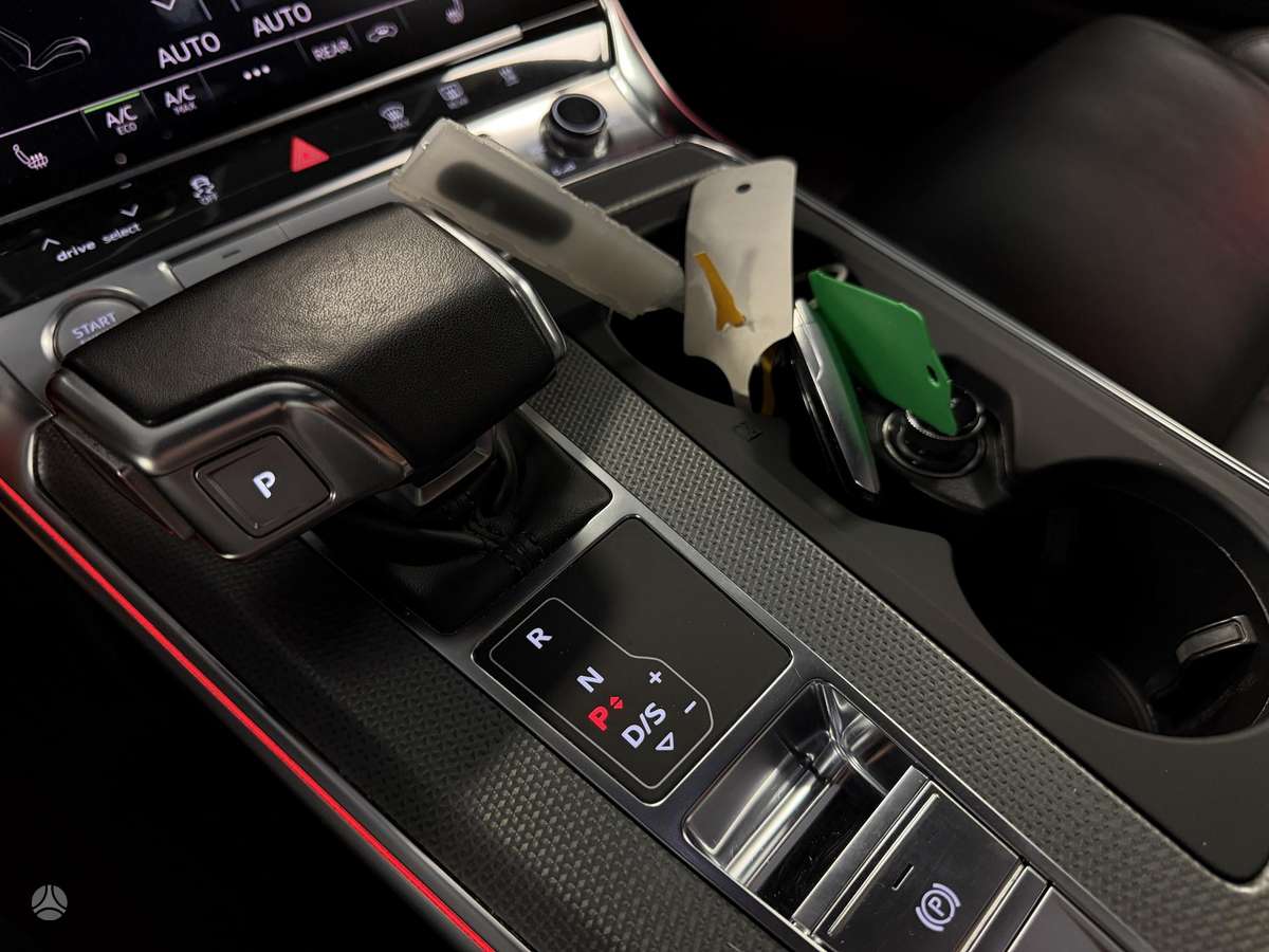 Audi A6 allroad, 3.0 l., Универсал