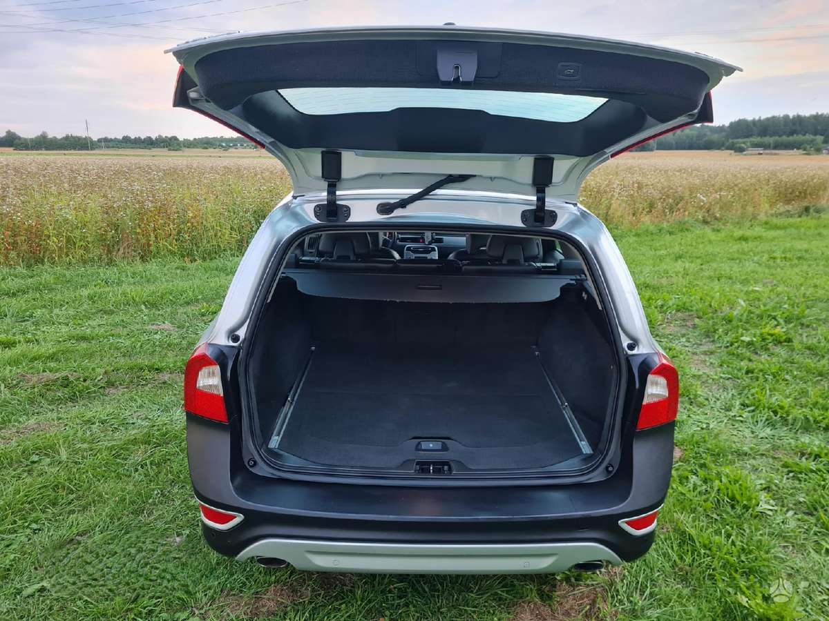 Volvo XC70, 2.4 l., Универсал