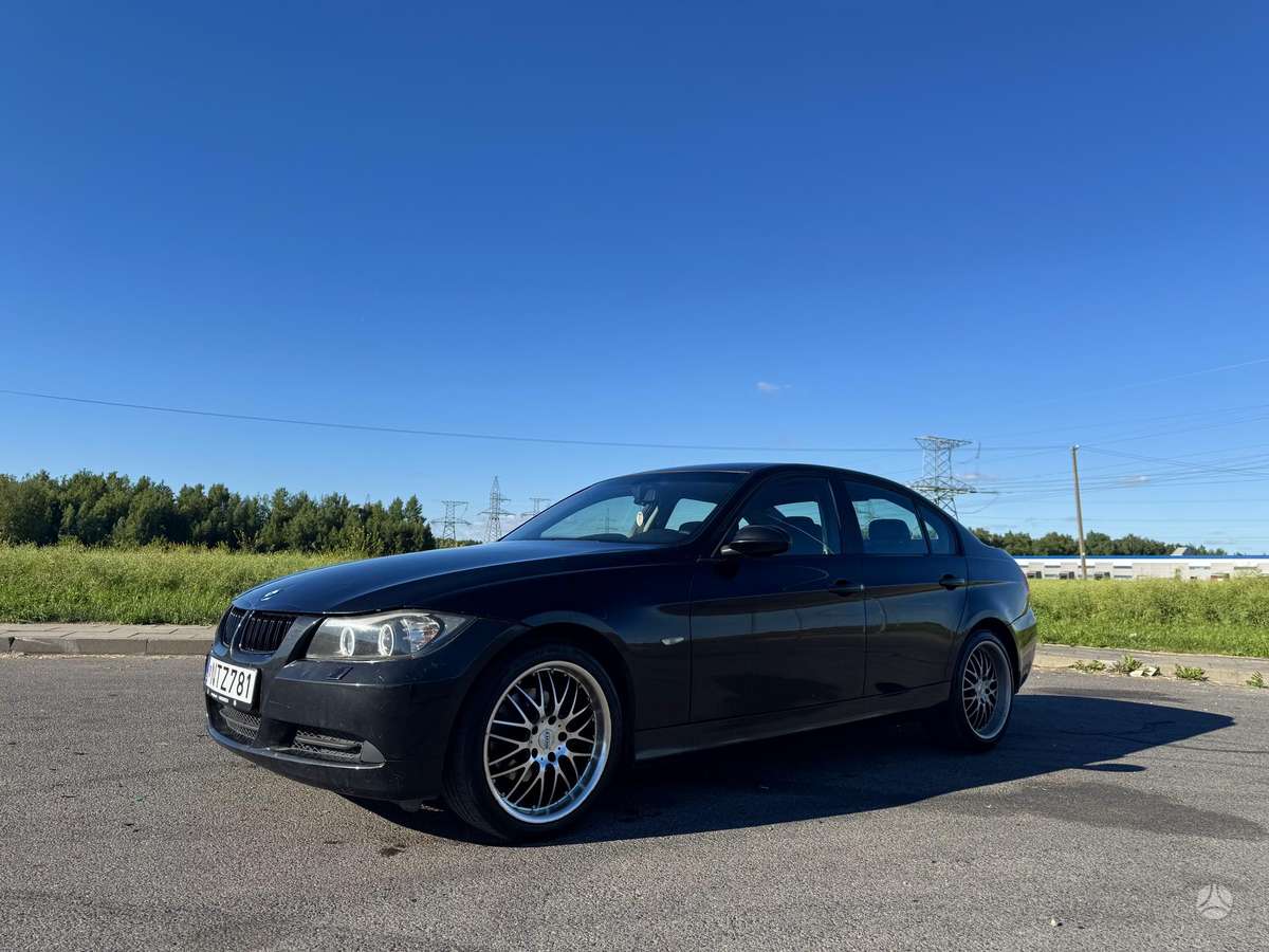 BMW 320, 2.0 l., Седан