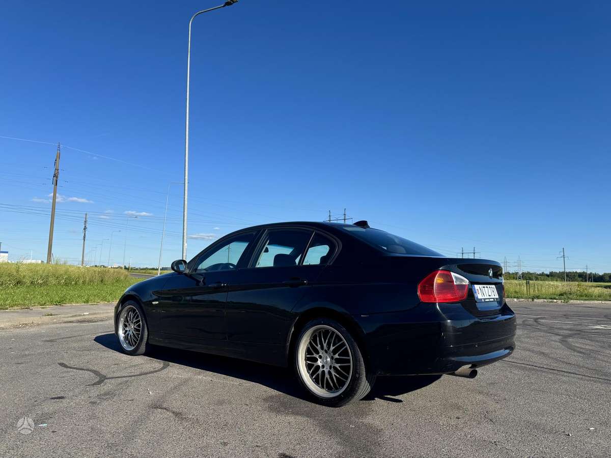 BMW 320, 2.0 l., Седан