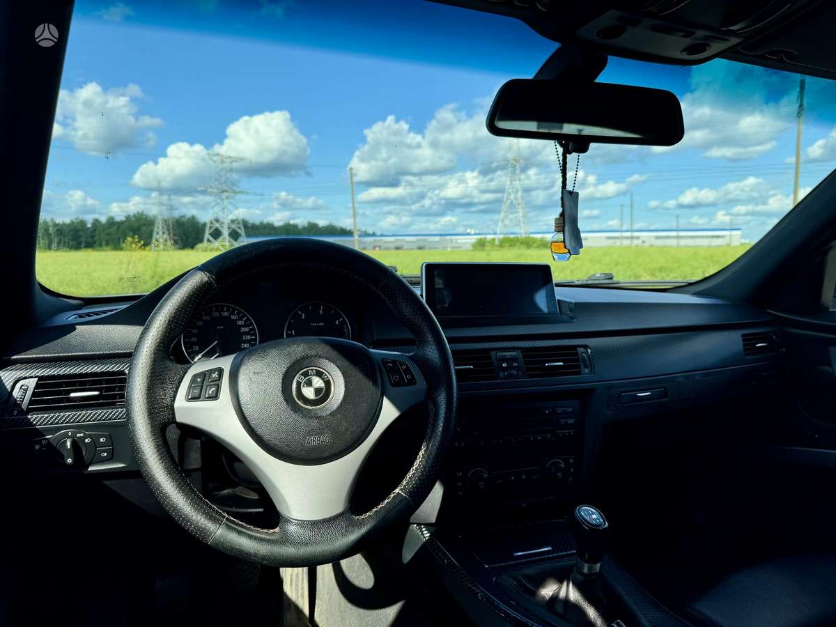 BMW 330, 3.0 l., Универсал