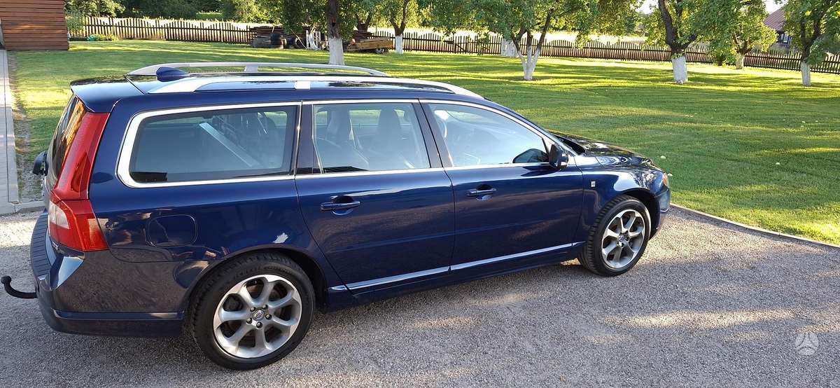 Volvo V70, 2.0 l., Универсал