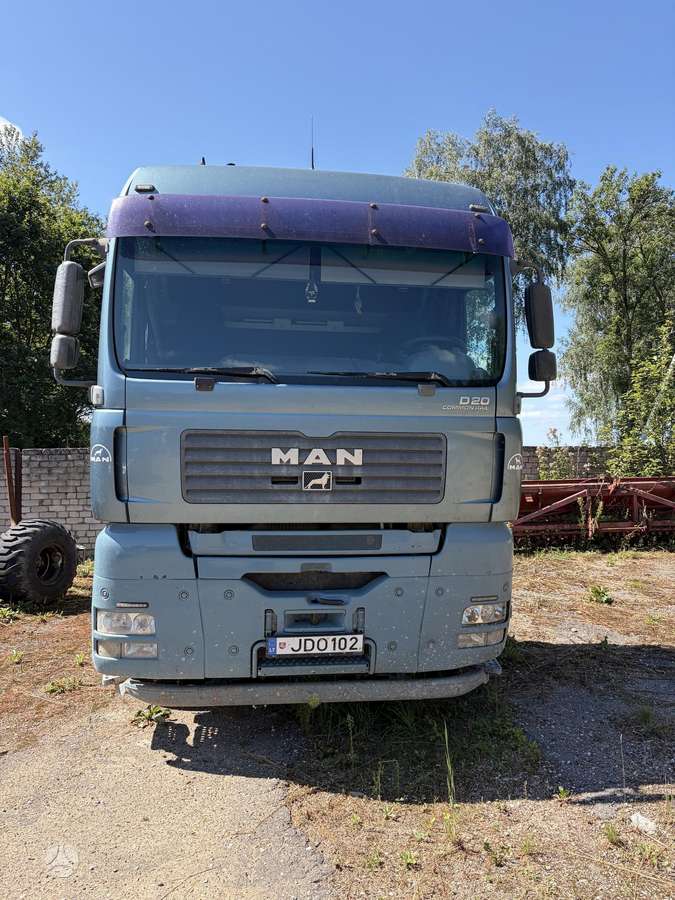 MAN 18.430, vilcējs