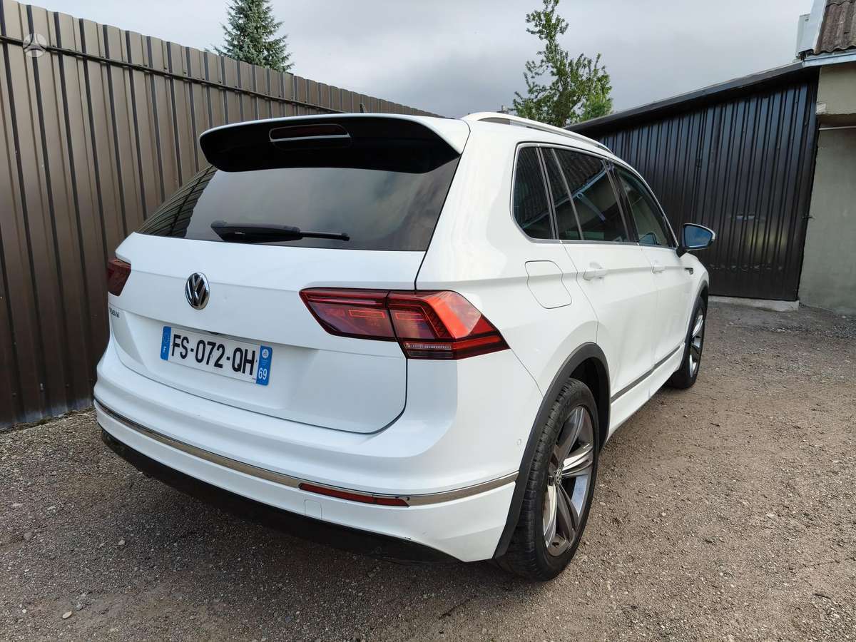 Volkswagen Tiguan - 7