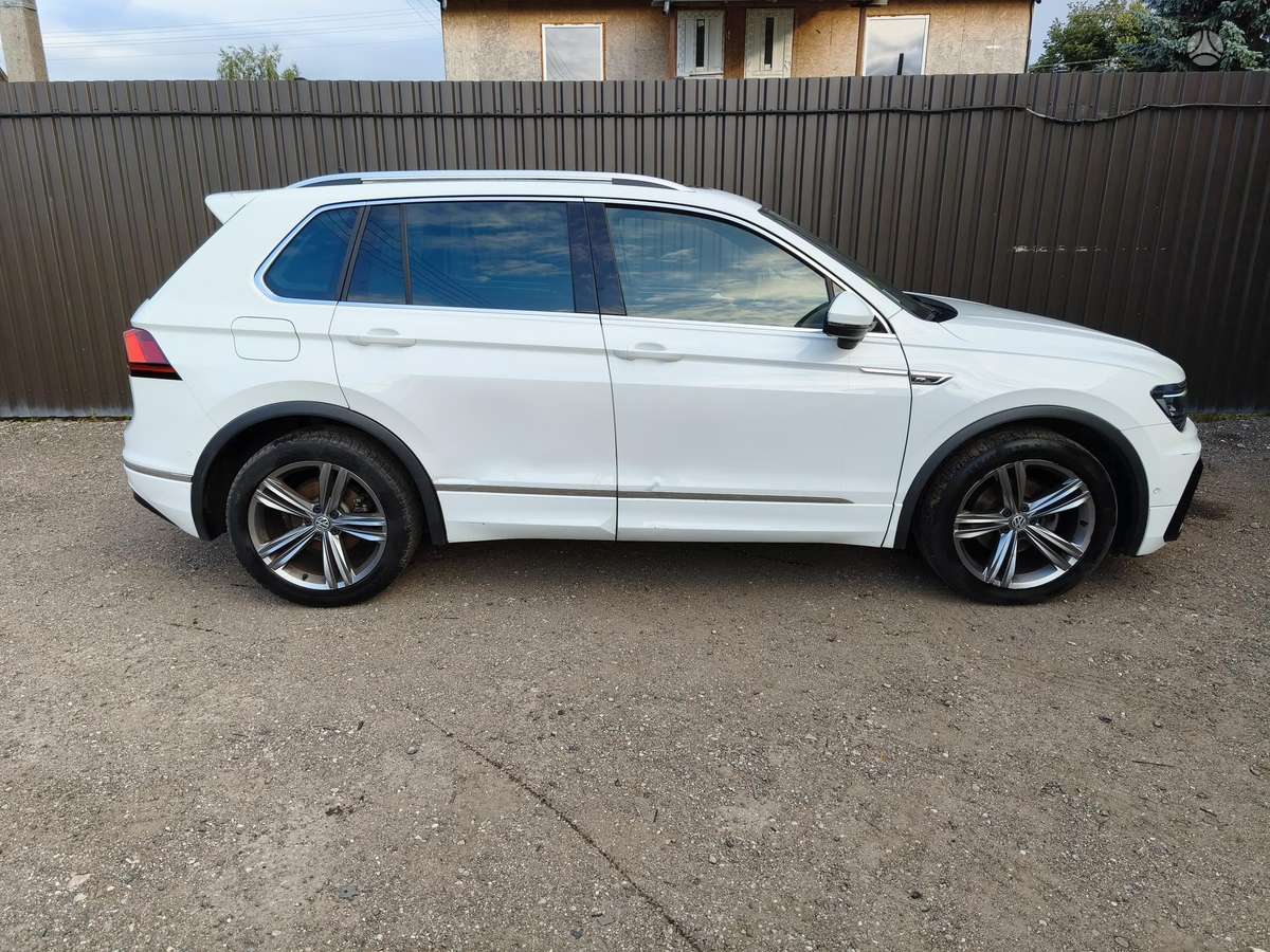 Volkswagen Tiguan - 5