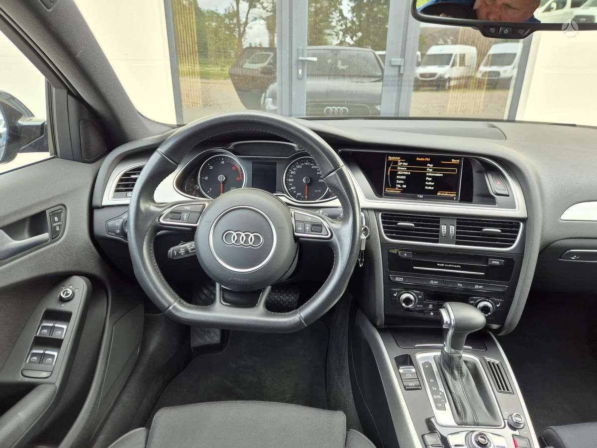 Audi A4, 3.0 l., universalas