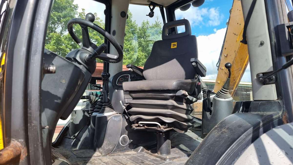 JCB 4 CX, ekskavatoriniai krautuvai