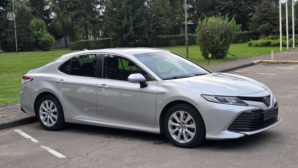 Toyota Camry - 9