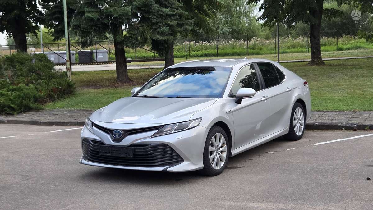 Toyota Camry - 11